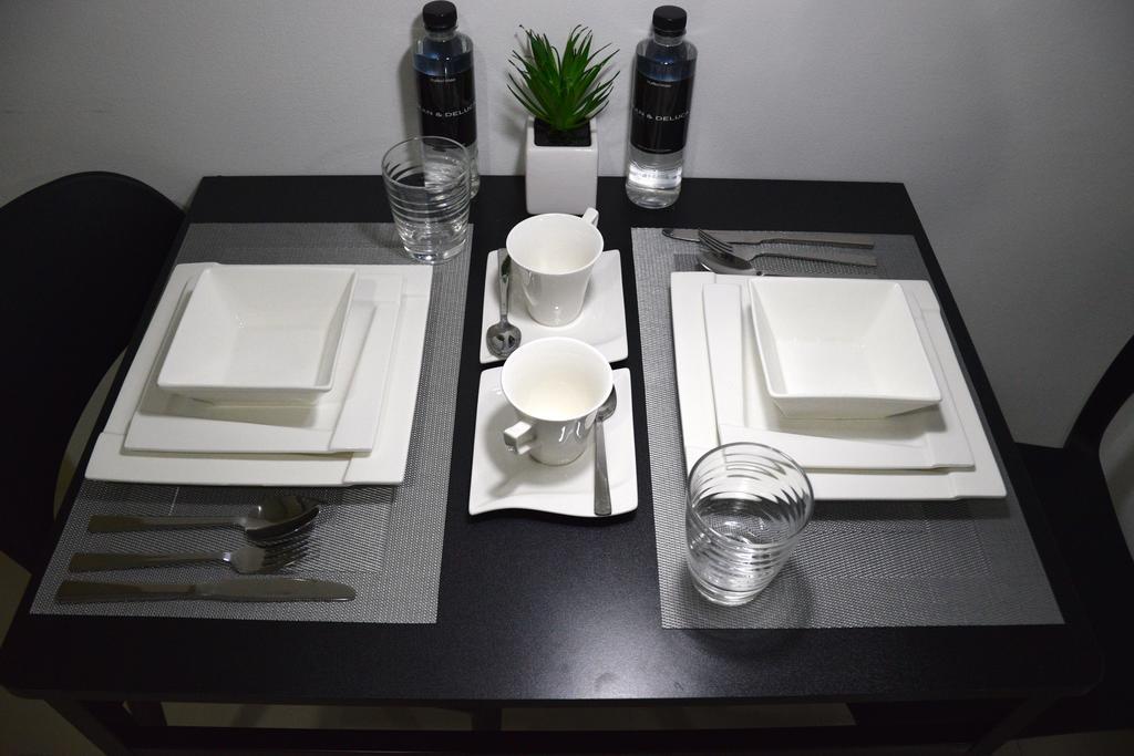 Jazz Makati Luxury Apartment Manilla Buitenkant foto