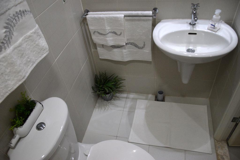 Jazz Makati Luxury Apartment Manilla Buitenkant foto