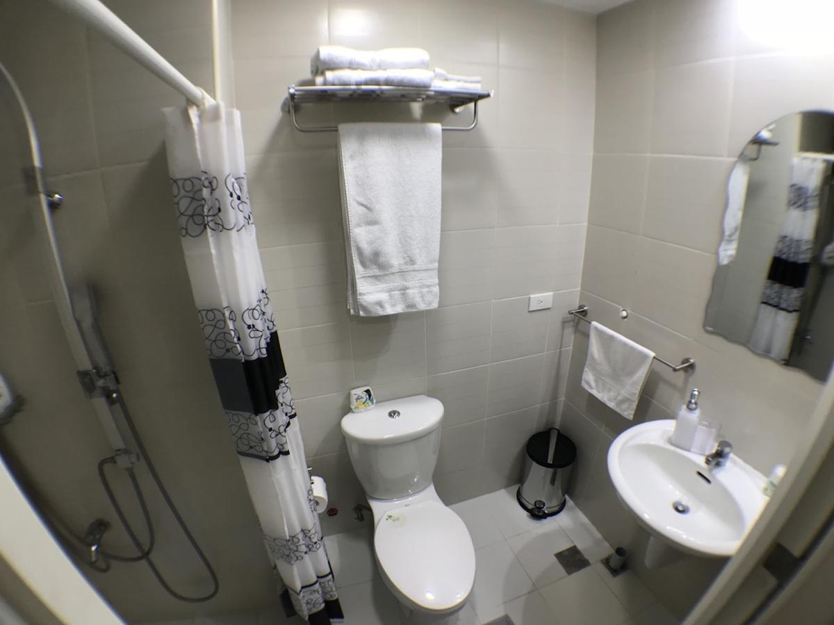 Jazz Makati Luxury Apartment Manilla Buitenkant foto