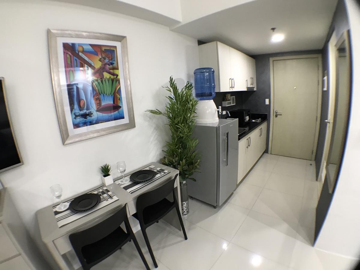 Jazz Makati Luxury Apartment Manilla Buitenkant foto