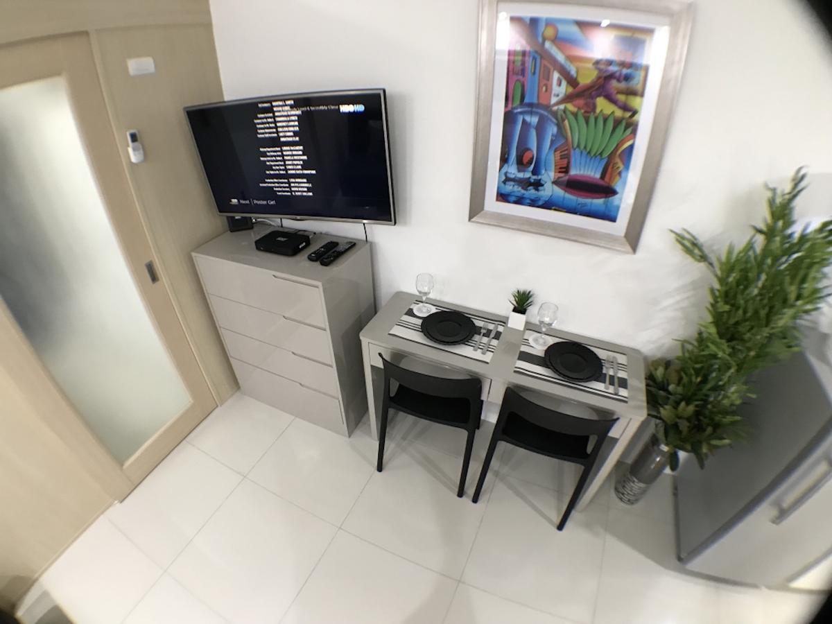 Jazz Makati Luxury Apartment Manilla Buitenkant foto